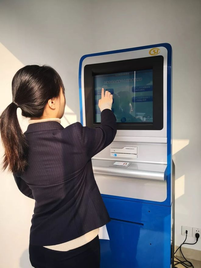 乐山24小时套医保卡回收(24小时套医保卡回收什么意思)