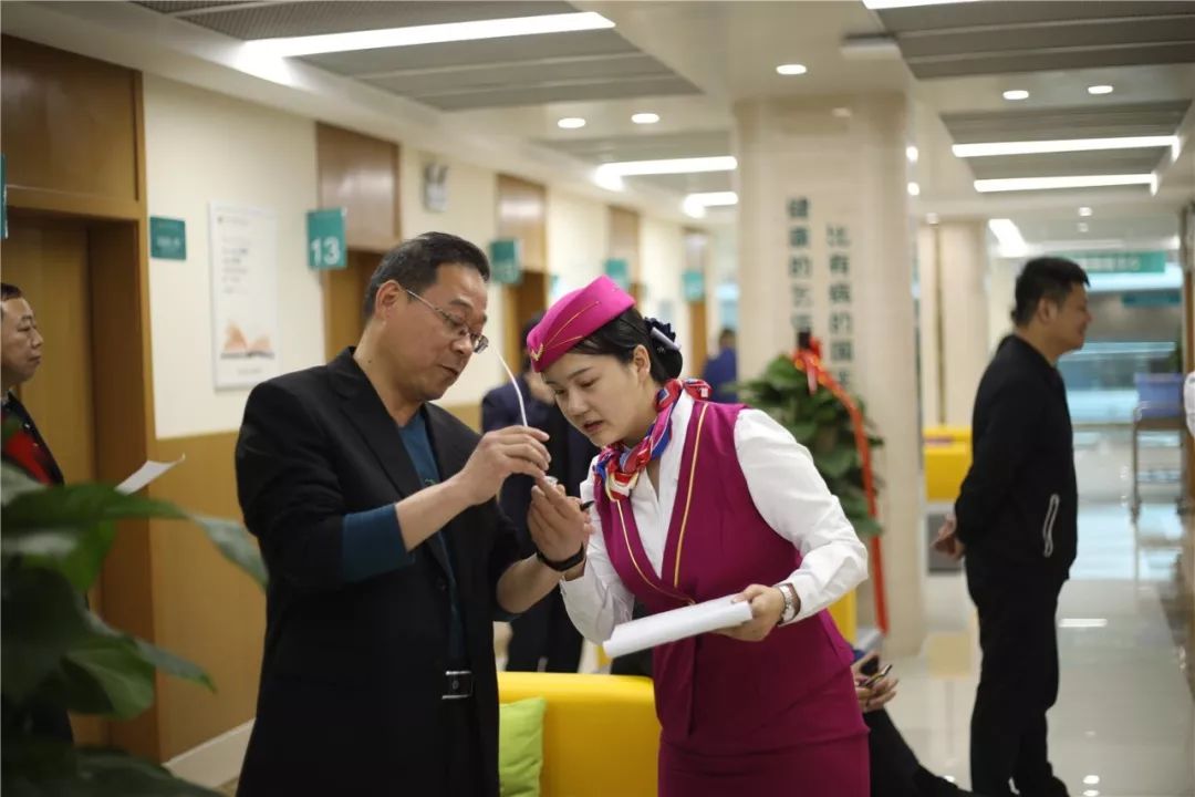 乐山24小时套医保卡(北京医保卡使用指南)